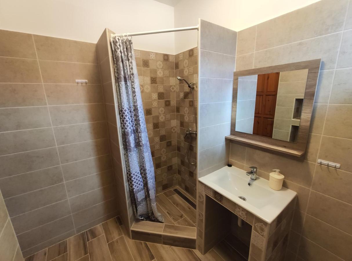 Royal Apartman Hajdúszoboszló Екстериор снимка