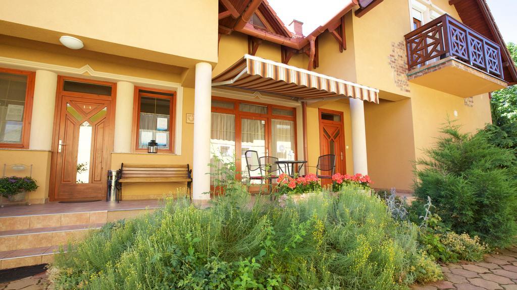 Royal Apartman Hajdúszoboszló Екстериор снимка