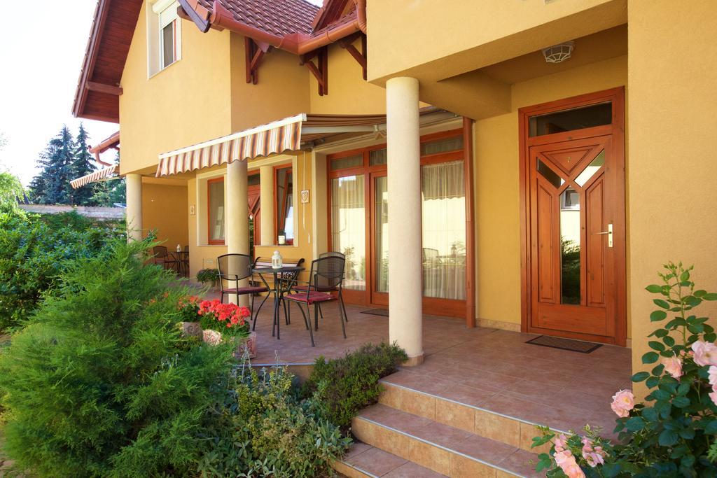 Royal Apartman Hajdúszoboszló Екстериор снимка